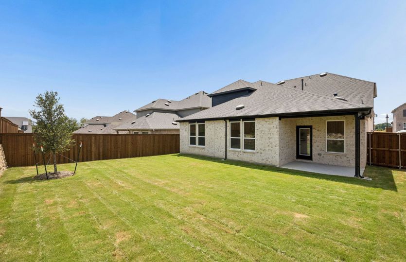 Oversized fenced-in backyard