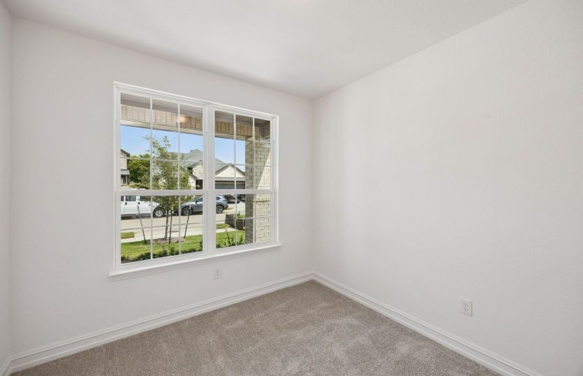 Secondary bedroom off home entry