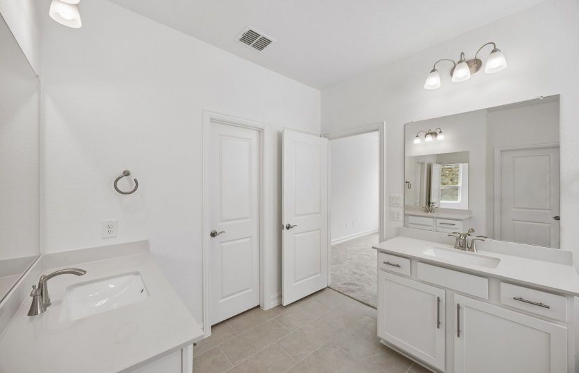 Double vanity in primary bath