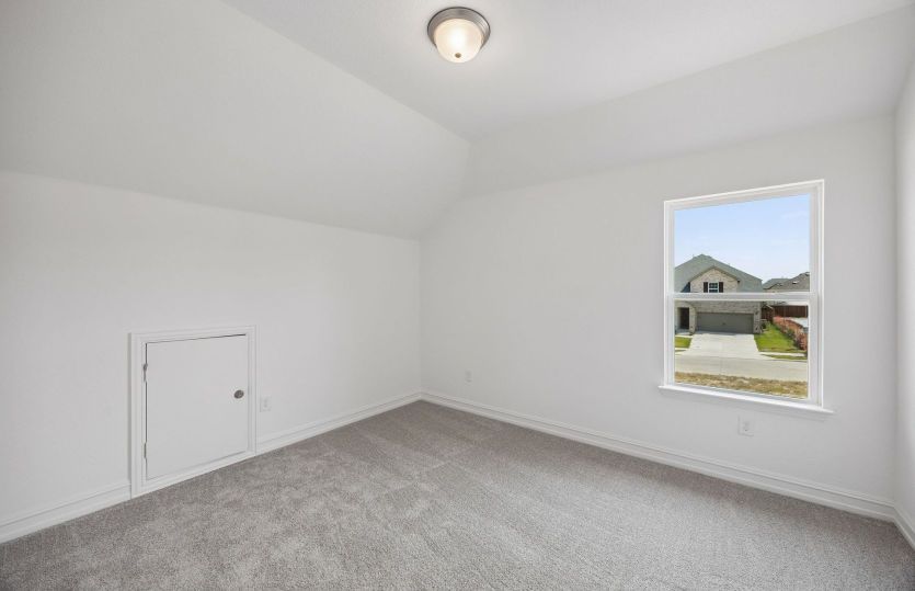 Secondary bedroom