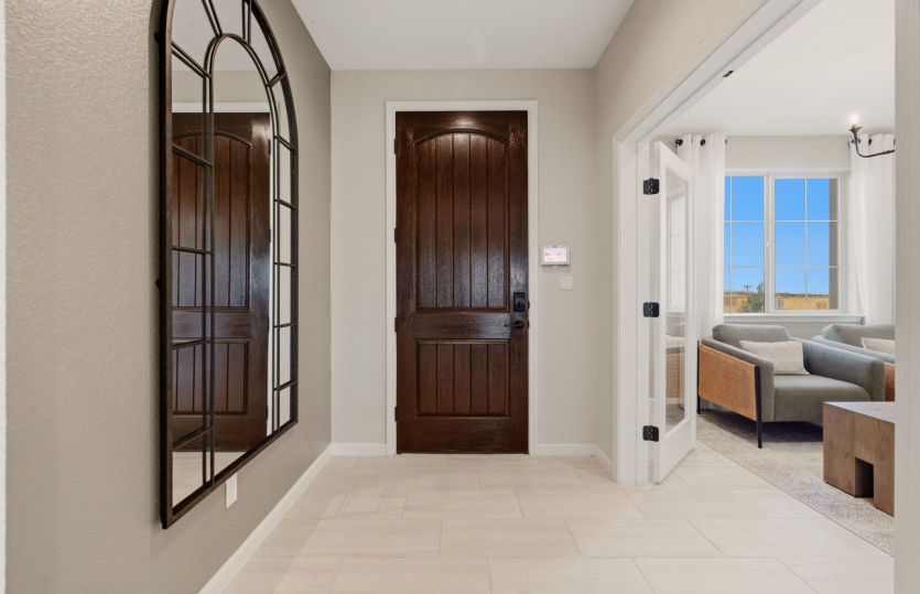 The Barletta foyer offers a spacious entryway into your brand-new home.