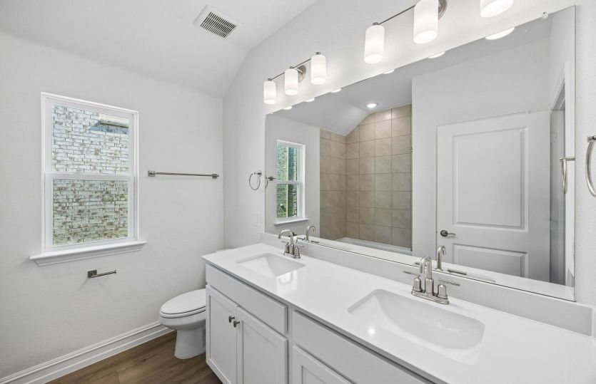 Secondary bath with double vanity