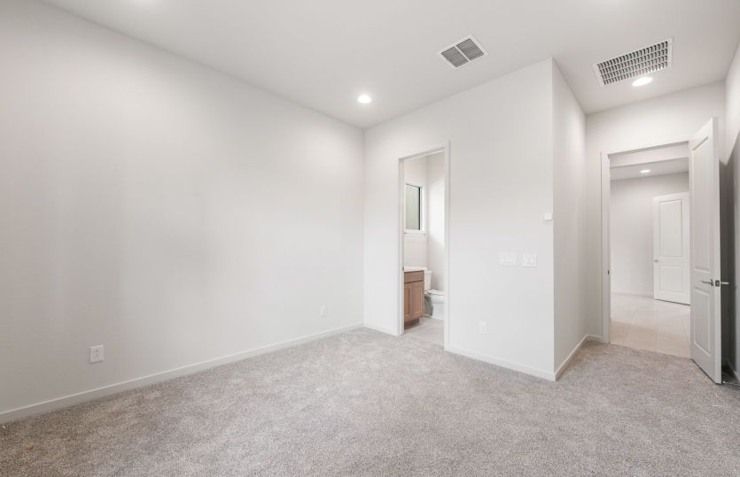 Guest Suite With Living