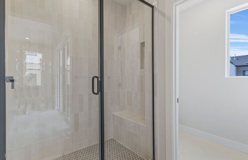 Shower with Seat & Tile Upgrades