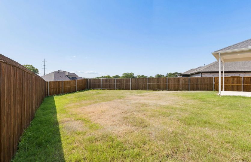 Oversized fenced-in backyard