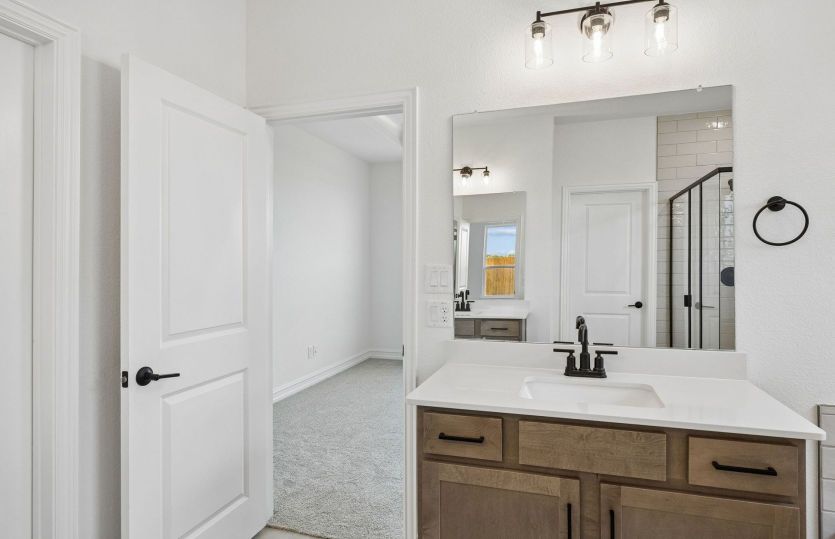 Double vanity in primary bath