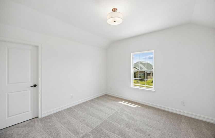 Secondary bedroom