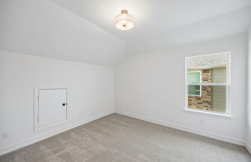 Secondary bedroom