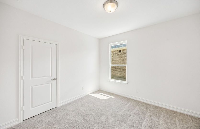 Secondary bedroom