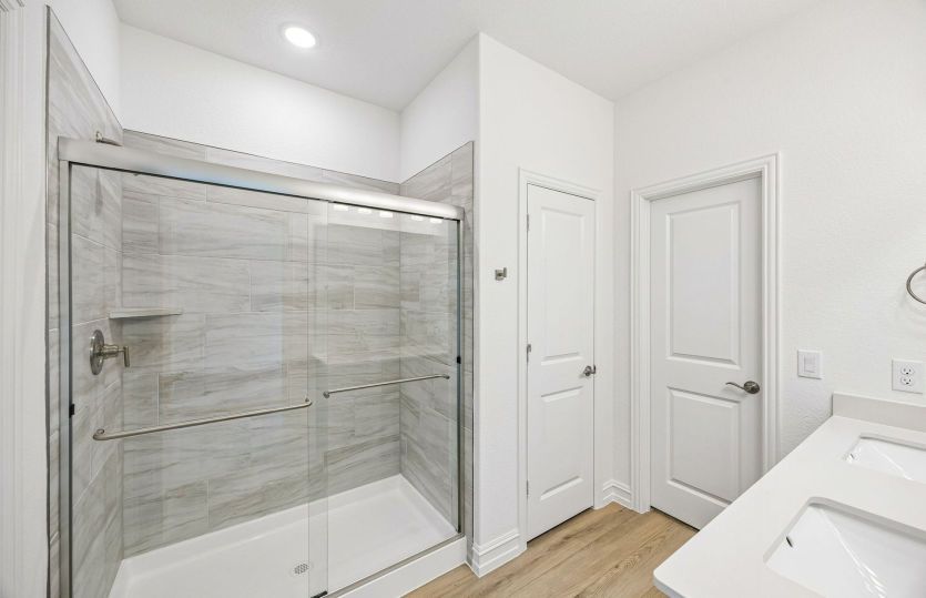 Private primary bath