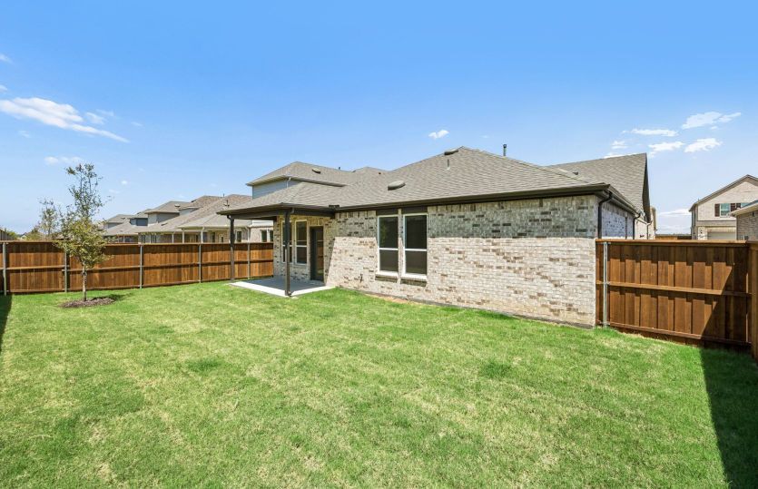 Oversized fenced-in backyard