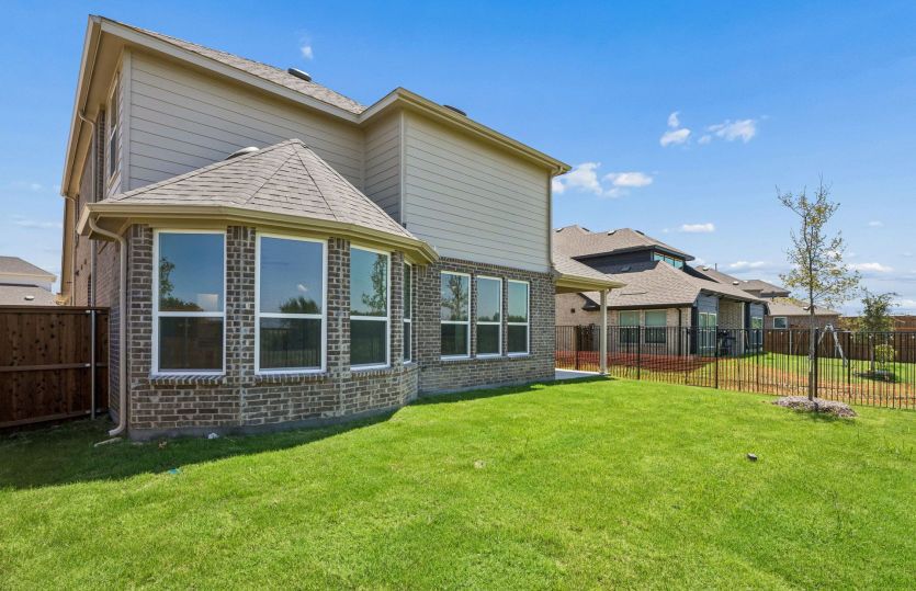 Oversized fenced-in backyard