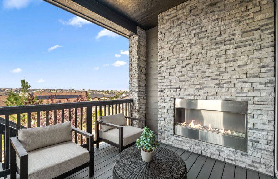 Outdoor Covered Deck