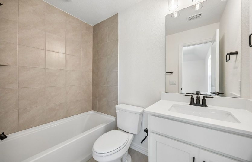 Secondary bath on first level