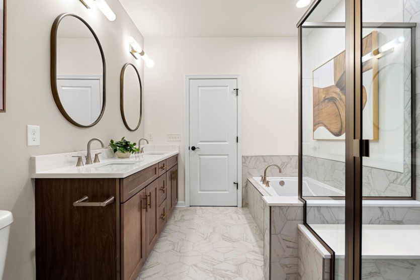 Spa-Like Owner's Bath