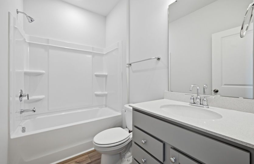 Harris #124 - First Floor Guest Bath