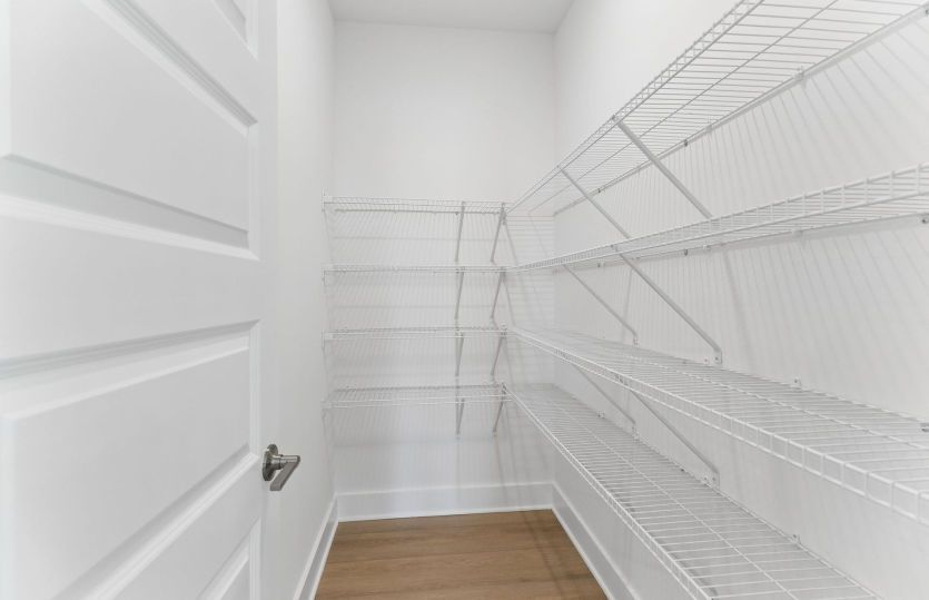 Walk-in Pantry