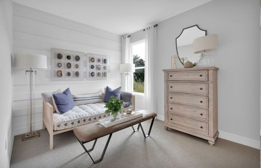 Secondary bedroom