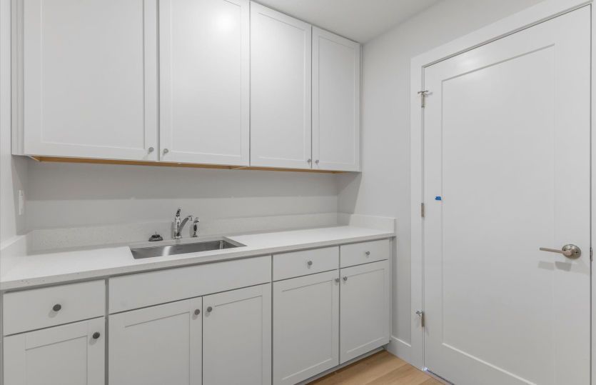 Laundry Room with Sink & Storage