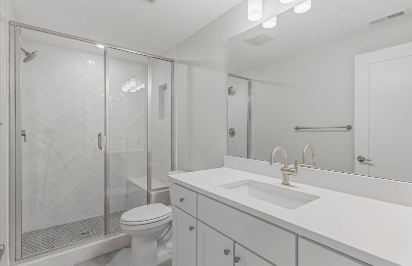 Suite Bathroom