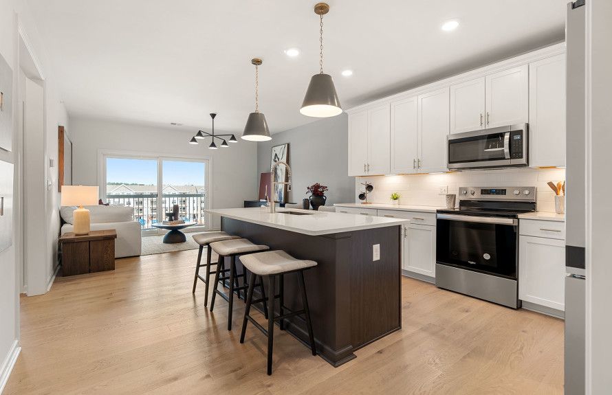 Eat-In Kitchens