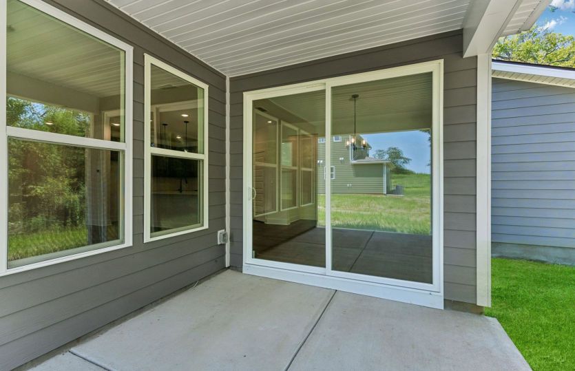 Lot 96 - Mystique - Exterior