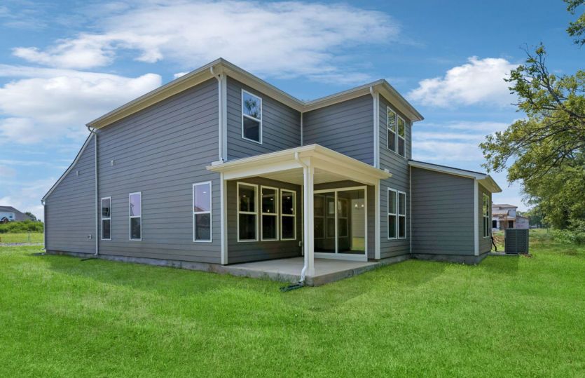 Lot 96 - Mystique - Exterior