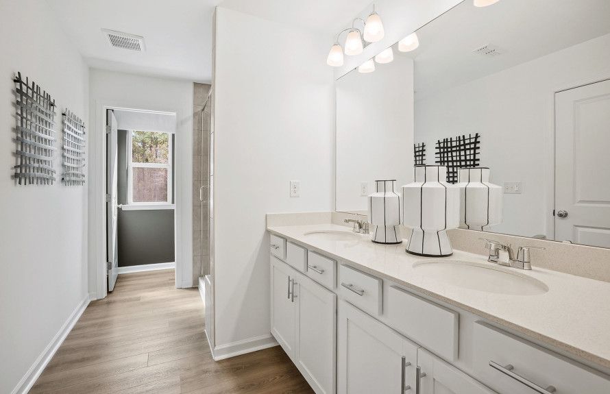 Owner's Bath