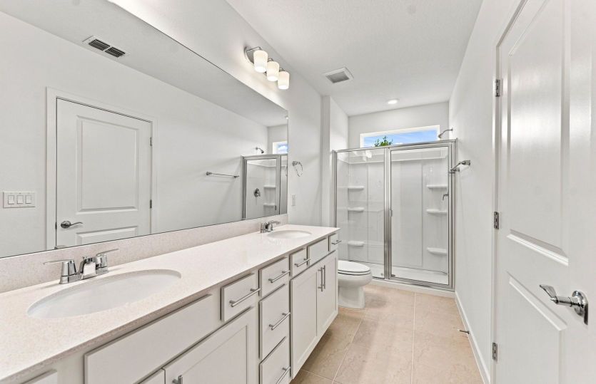 Owner's Bath w/Dual Sinks