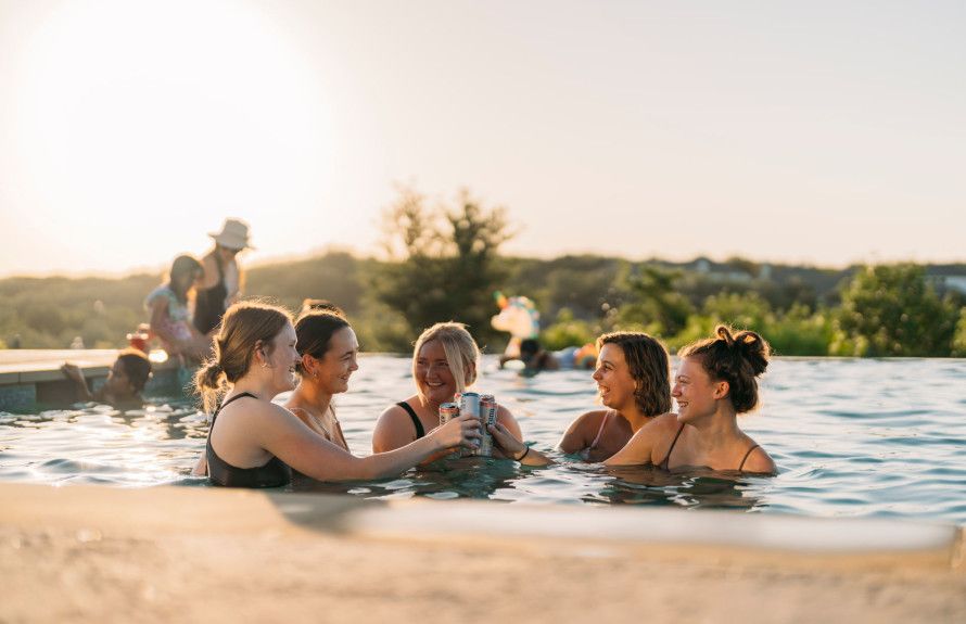 Resort-Inspired Relaxation
