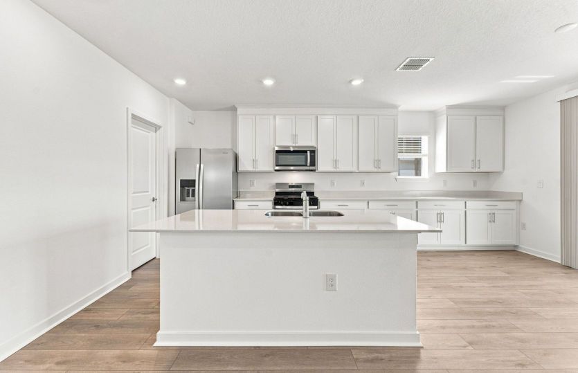 Abundance of Counter Space and Storage