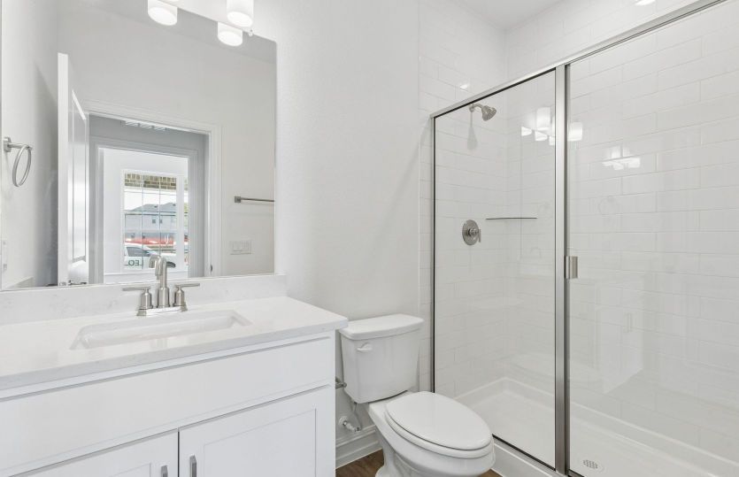 Secondary bath on firs level