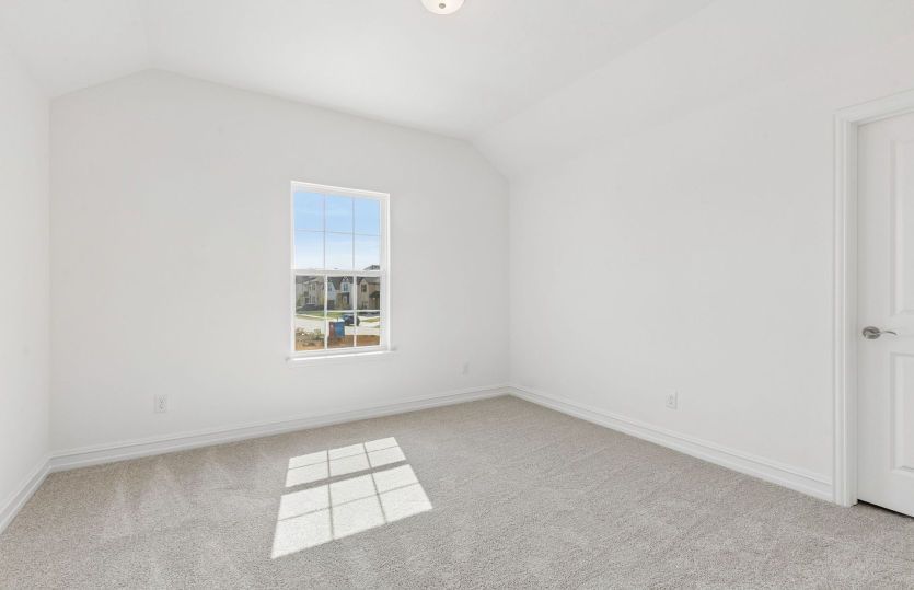 Secondary bedroom