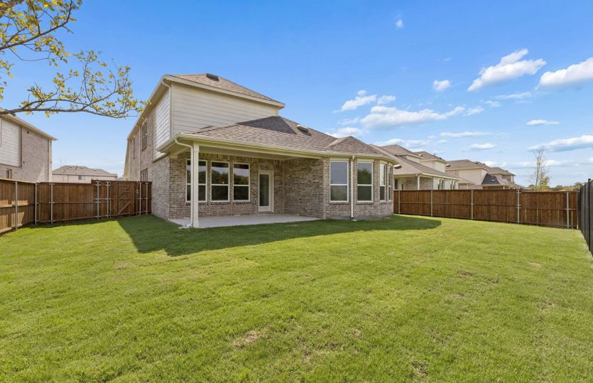Oversized fenced in backyard