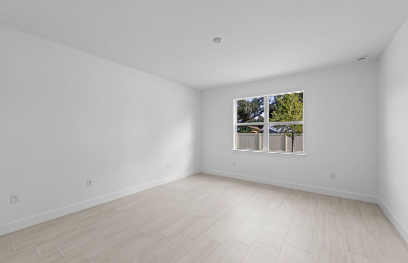 Owner's suite with walk-in closet