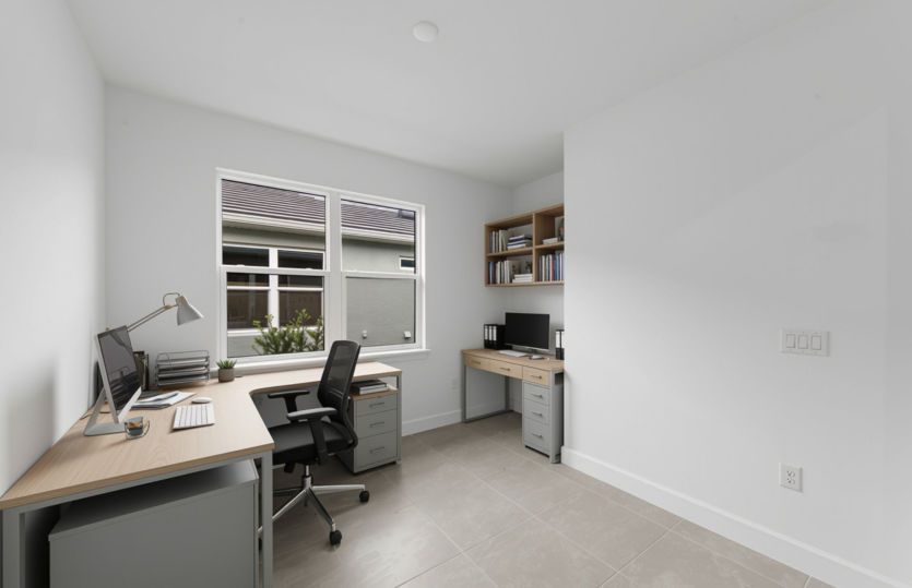 Flex room | virtually staged for illustrative purposes