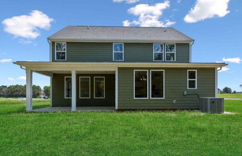 Collier - Lot 95 - Exterior