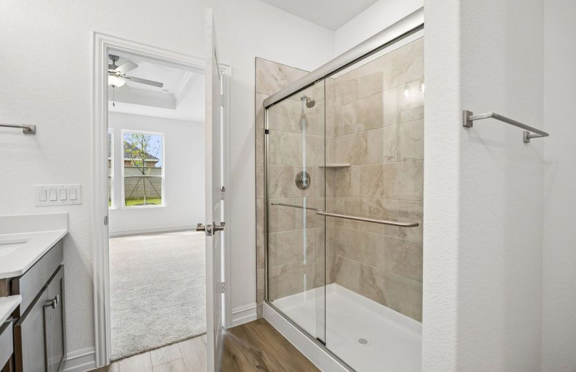 Beautiful shower in owners bath
