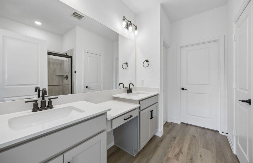 Double vanity in primary bath