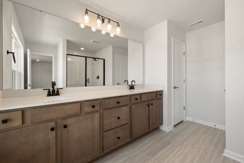 Richton #110 Owner's Bath