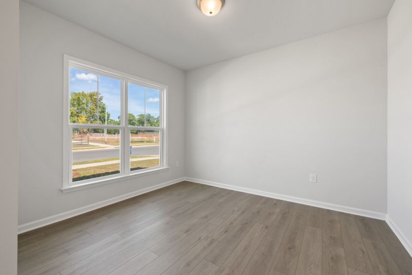 Richton #110 Flex Space on First Floor