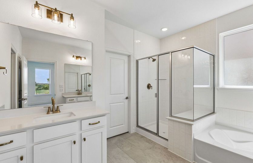 Double vanity in primary suite