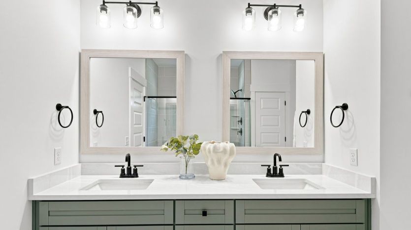 Owners Bathroom