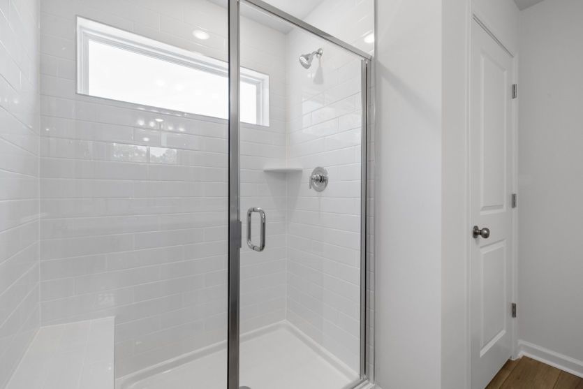 Hampton - #27 Owner's Shower