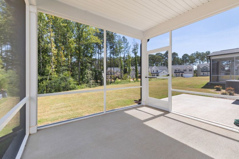 Hampton #29 Screened Porch