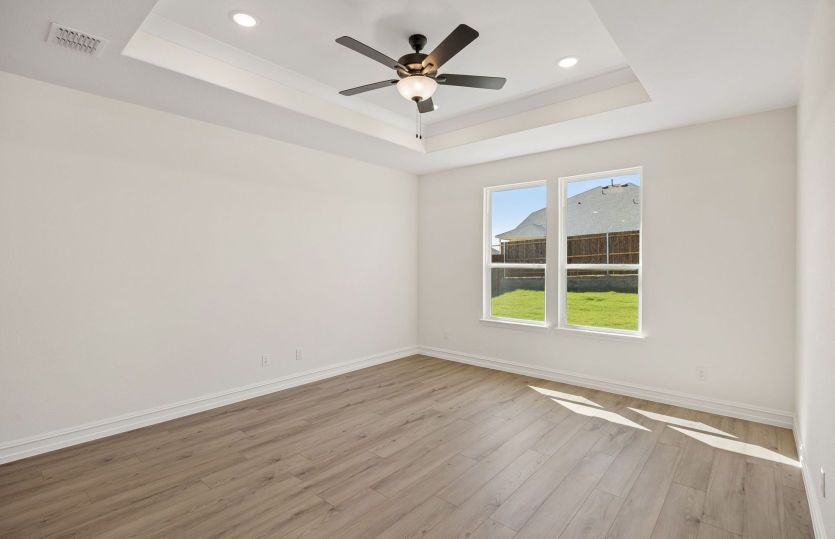 Tray ceiling in living room