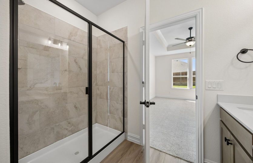Beautiful shower in owners bath