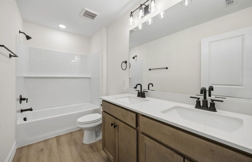 Double vanity in secondary bath