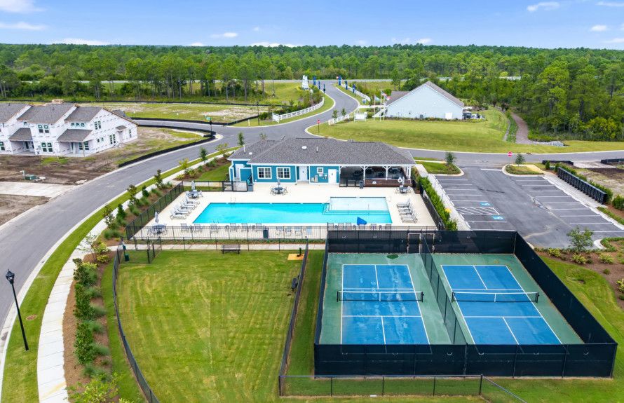 Community Pickleball Courts