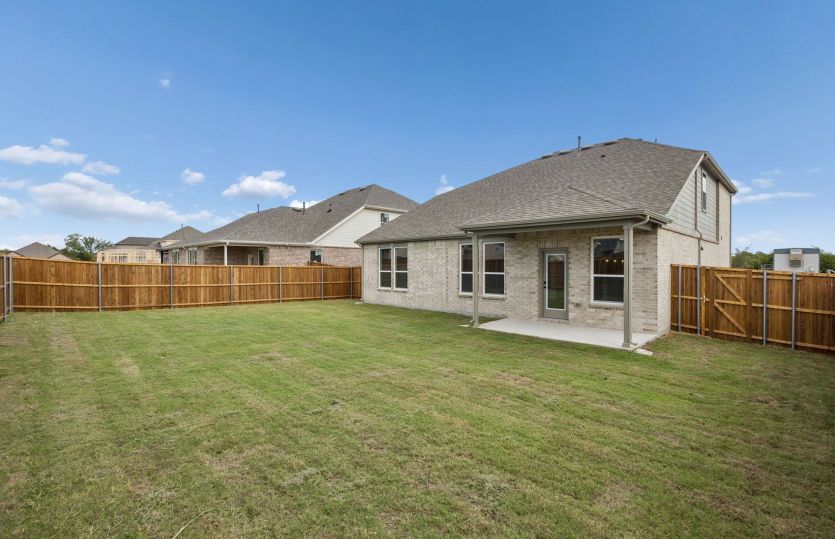 Oversized fenced-in backyard